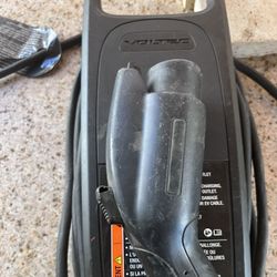 VOLTEC CAR CHARGER $125