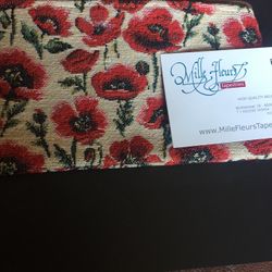 Mille Fleurs et Flower French Tapestry Zippered Case (Pouchette)