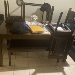 Dinning Table 