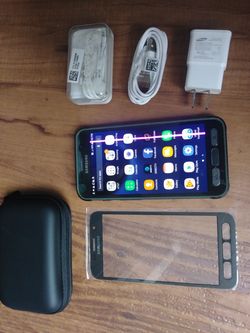 Samsung Galaxy S7 Active+New Original Samsung Fast Charger+New Samsung Headphone+Case+Replacement Screen Glass