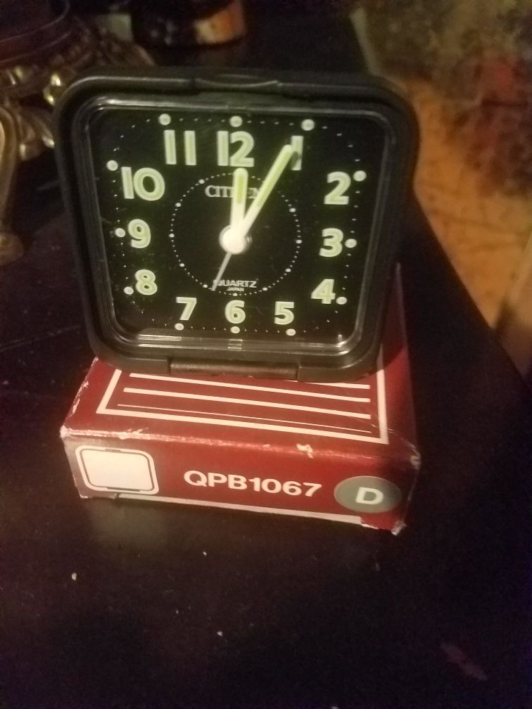 Vintage citizen travel alarm clock