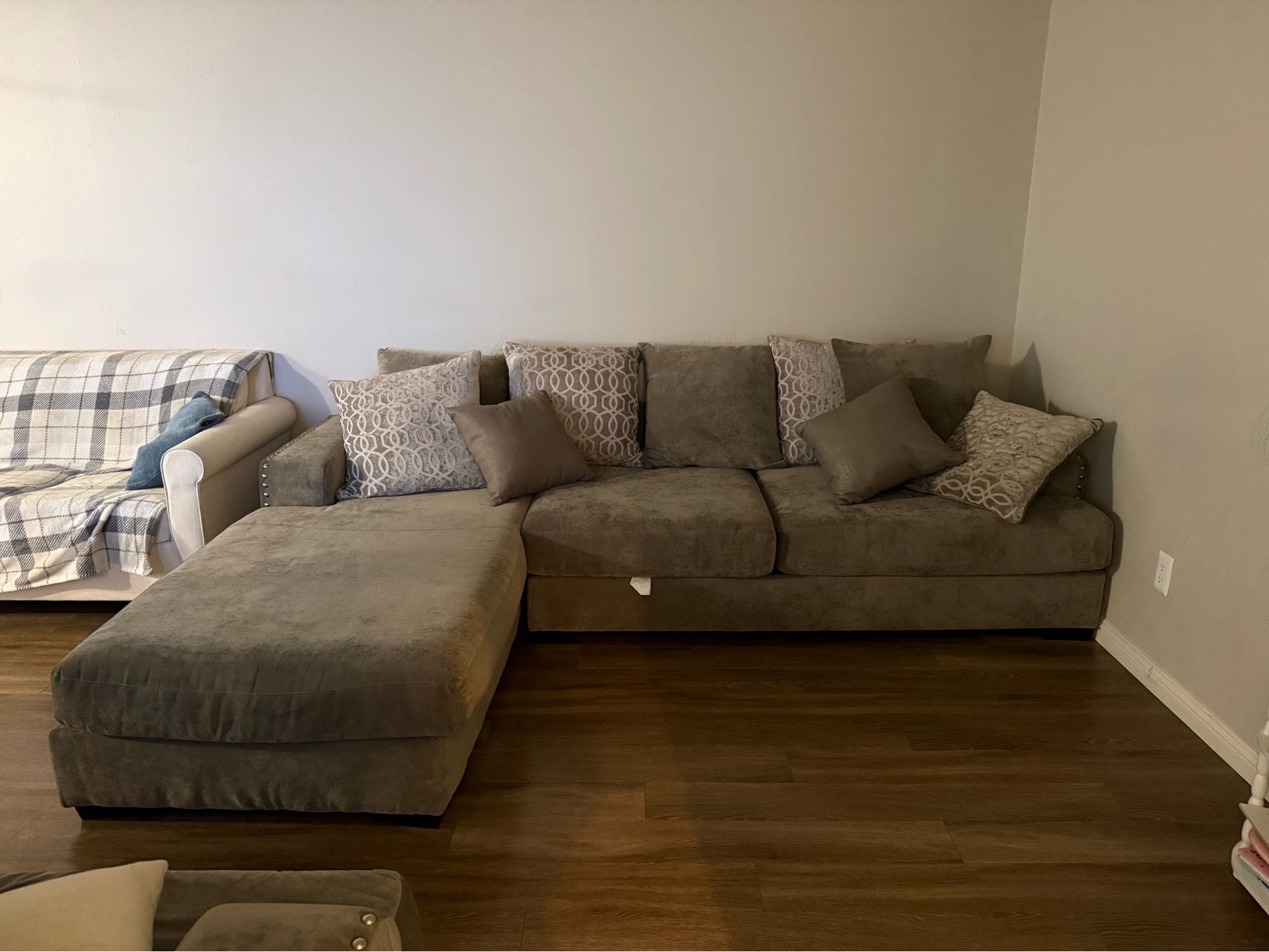 Sofa & couch