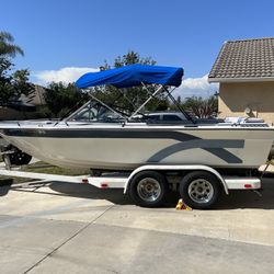 1984 Beachcraft 18 Foot Boat