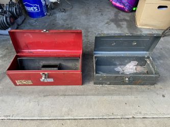 Old Metal Tool Box’s