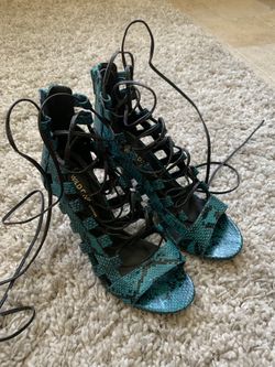 Snake Pattern Lace up barely there Heel
