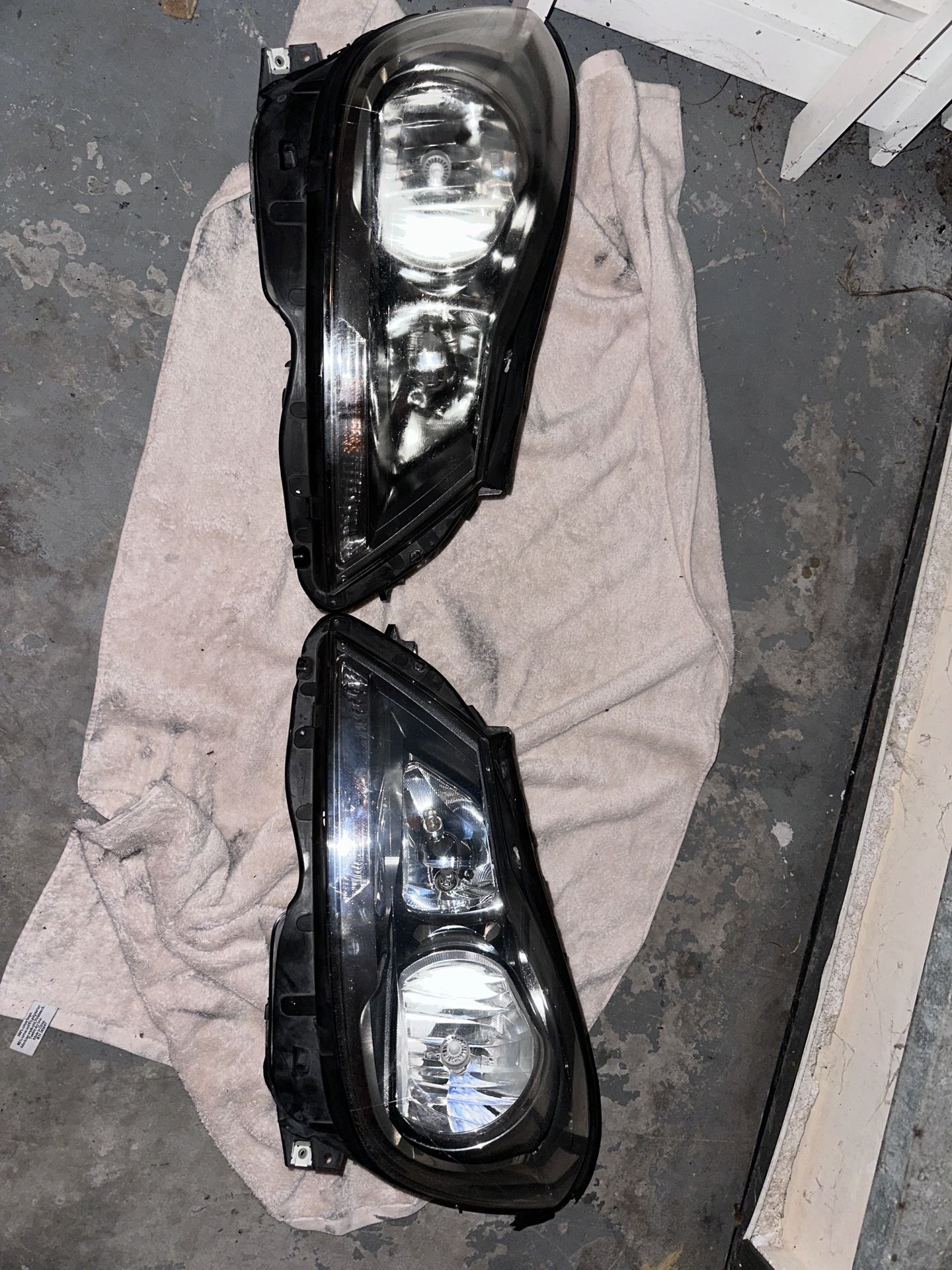 Mercedes headlights 2012-14 c class