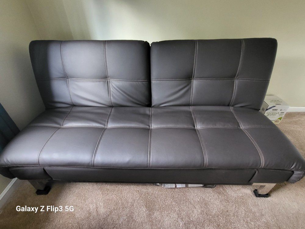 Futon  with Multiple Positions And USB plugin