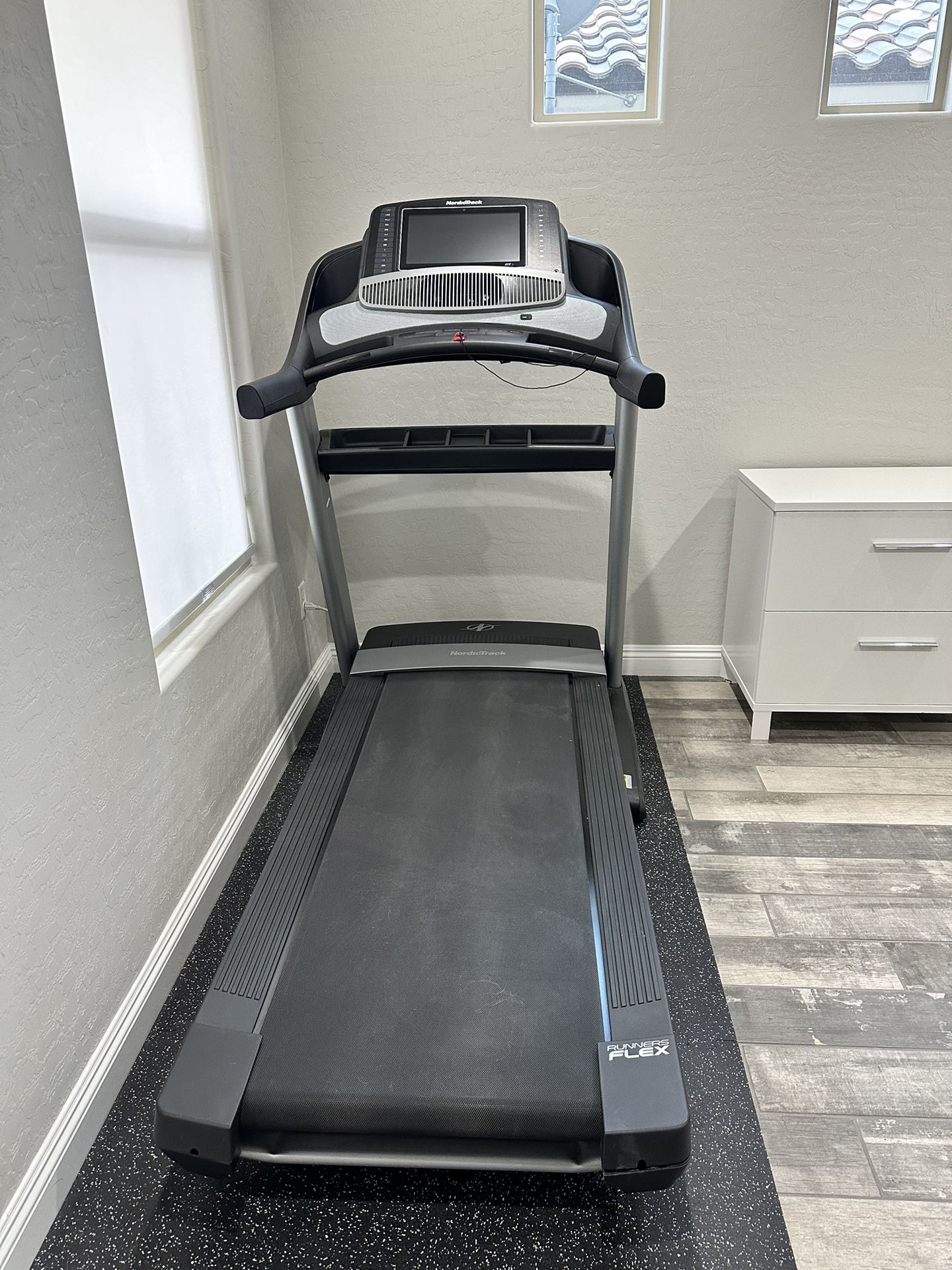 Nordictrack Commercial 2450 Treadmill