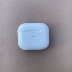 AirPod 4 active noise cancellation