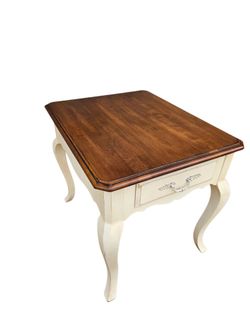 Ethan Allen Counrty French End Table