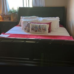 Bed And Mirror Drawer 