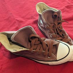 Converse Barely Worn