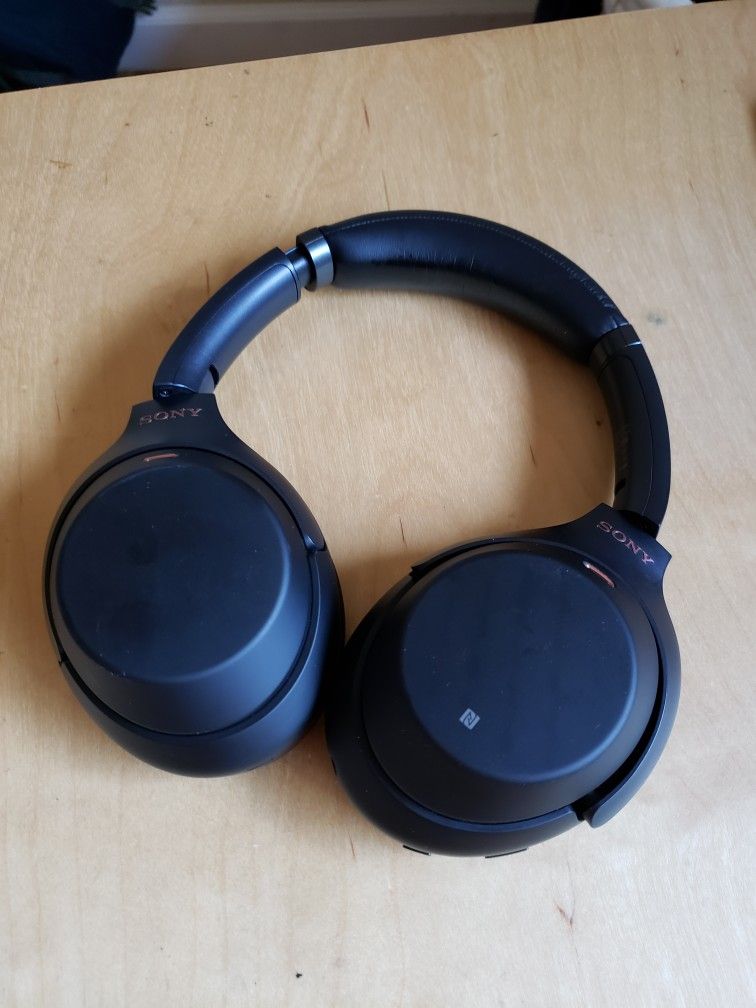 Sony WH-1000X M3 Noise Canceling Headphones