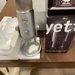 2014 Gray Yeti Blackout Microphone Missing USB Cable   $50