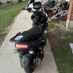 150 cc Moped 