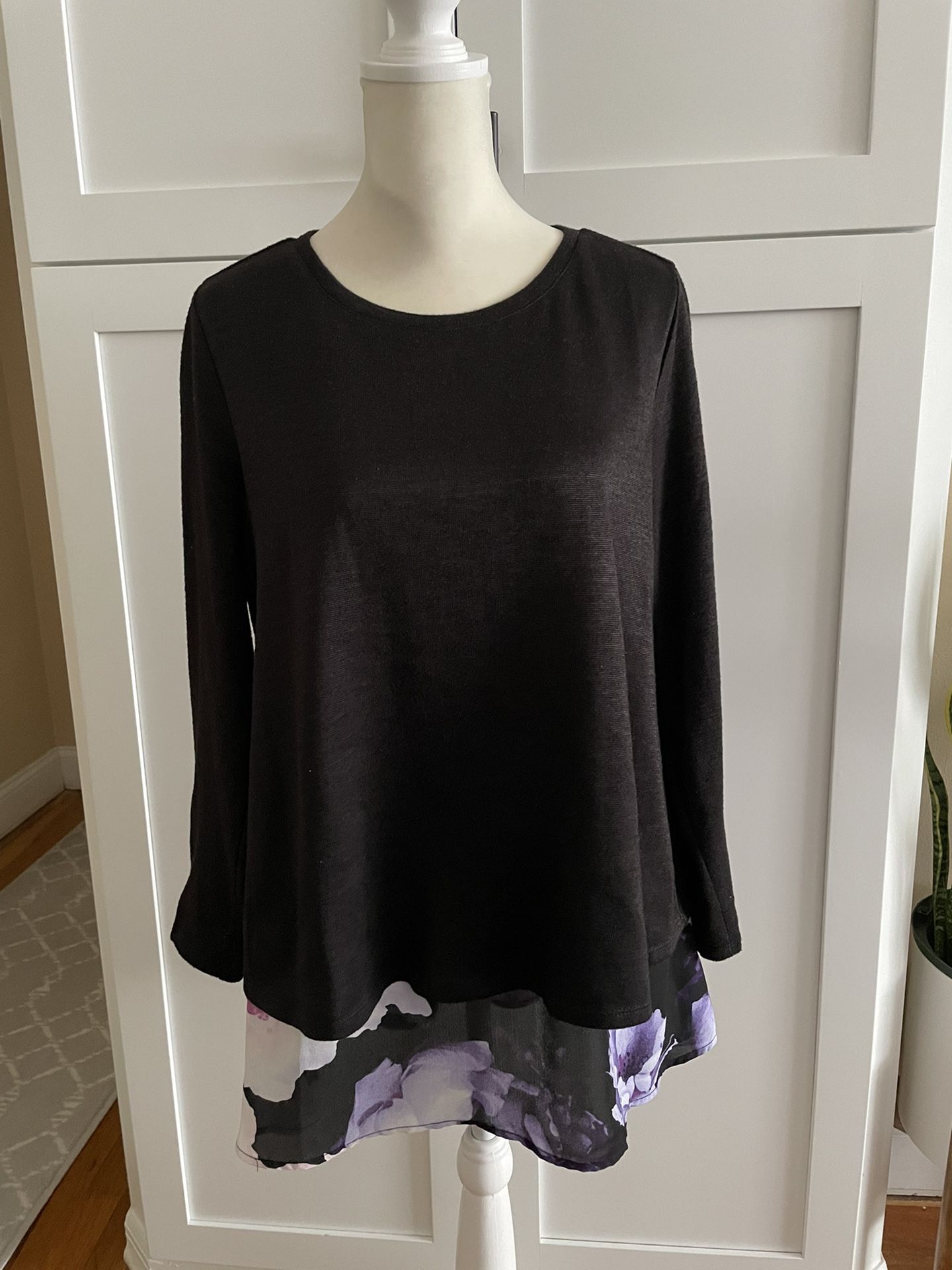 Gray & Purple Floral Tunic Size S