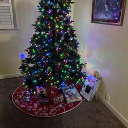 Twinkly Lit Christmas Tree