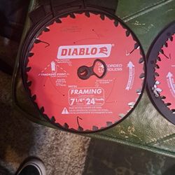 Saw Blades 7 1/4 6 1/4  40 Teeth