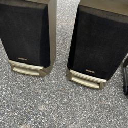 Speakers 