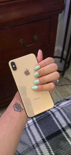 unlocked iPhone XS Max