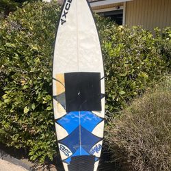 5’11” Meremade surfboard 