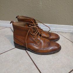 Leather Wingtip Boots 