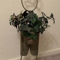 Wire Stick Figure Plant Holder