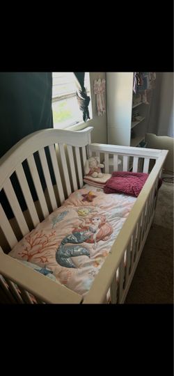 Baby crib