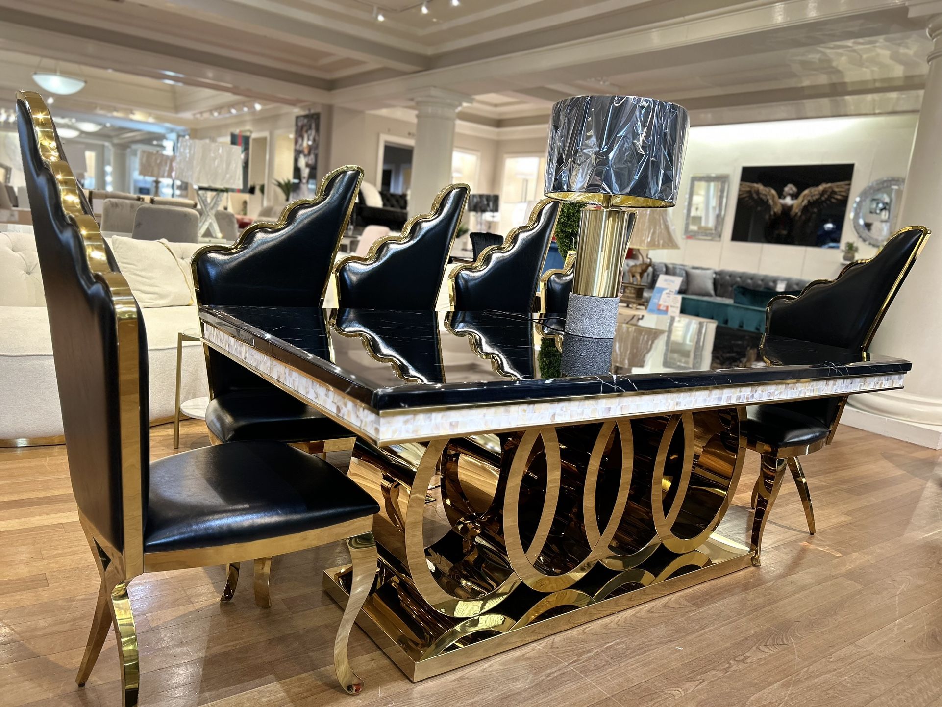 Dining Sets & 6 Chairs