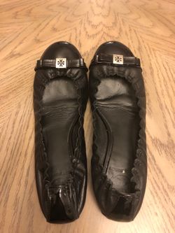 Tory Burch flats -size 8
