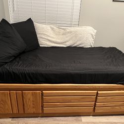 Captain’s Bed