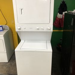 washer and dryer gas use like new perfect working condition 