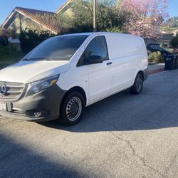 2017 Mercedes-Benz Metris