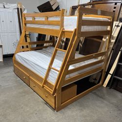 Full Over Twin Bunk Bed $399