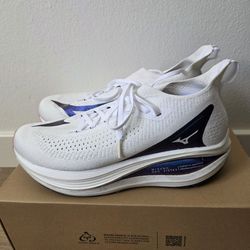 Mizuno running shoes