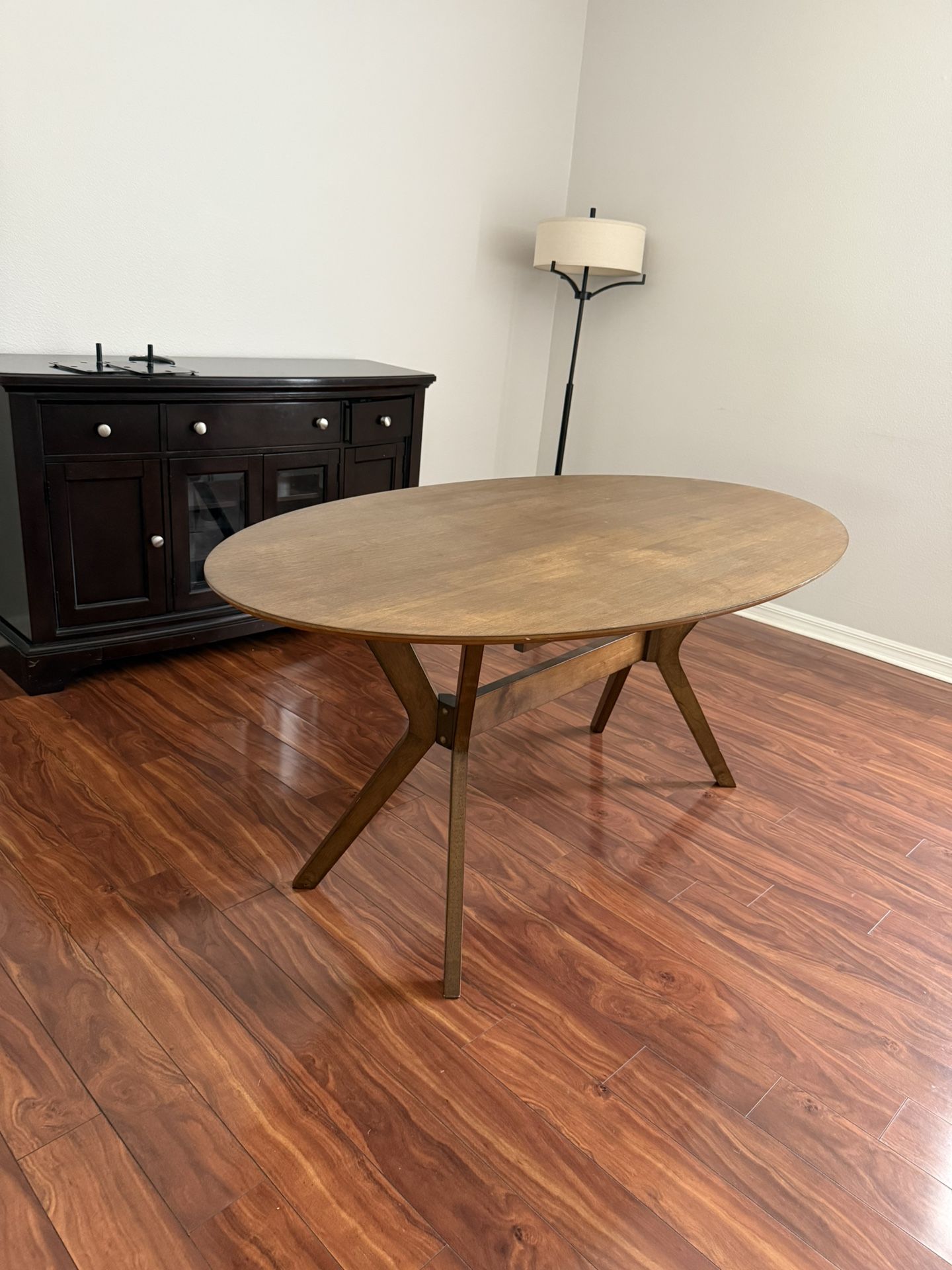 Oval Mid Century Modern dining Table