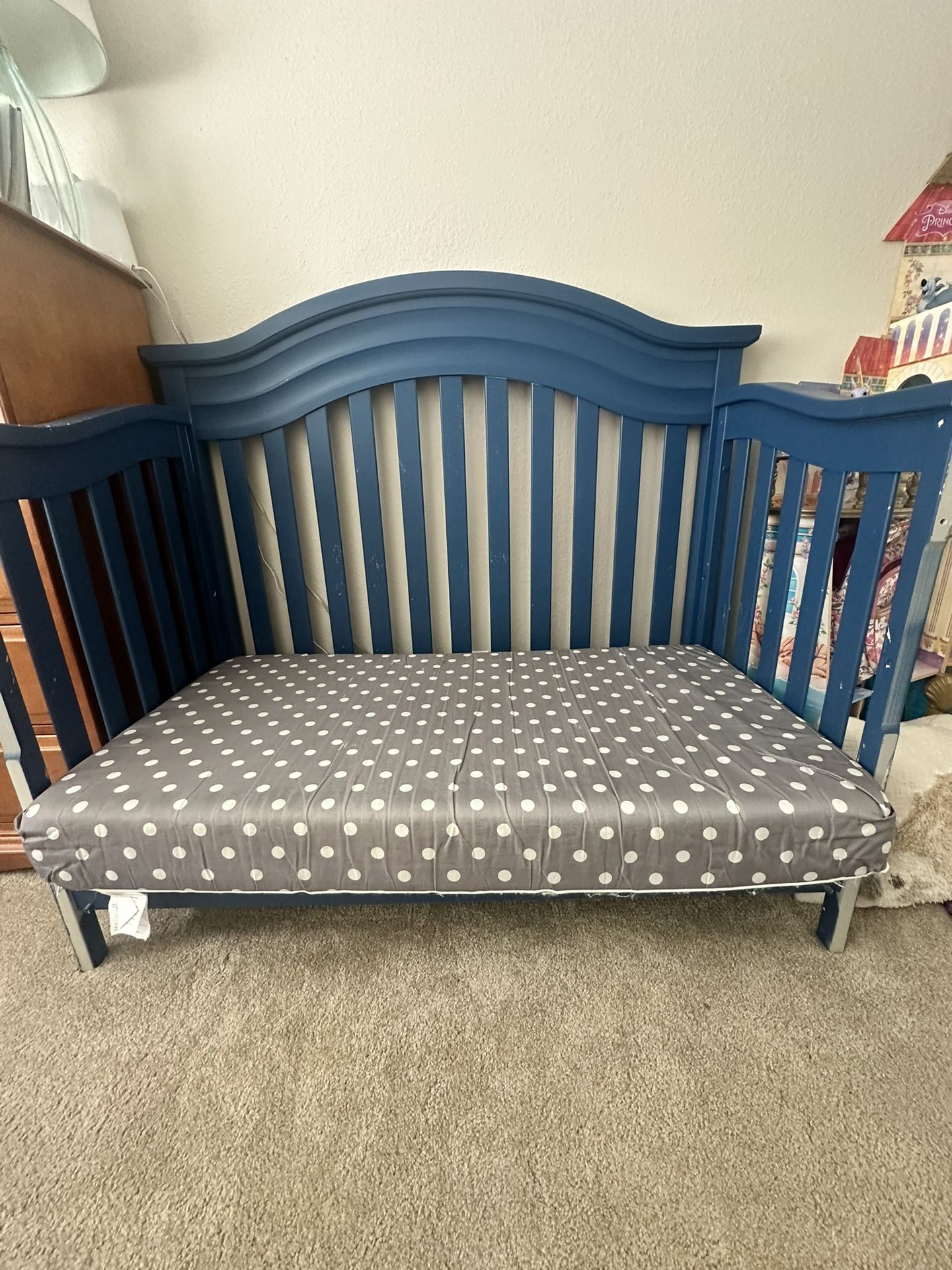 Baby Crib With Mattress