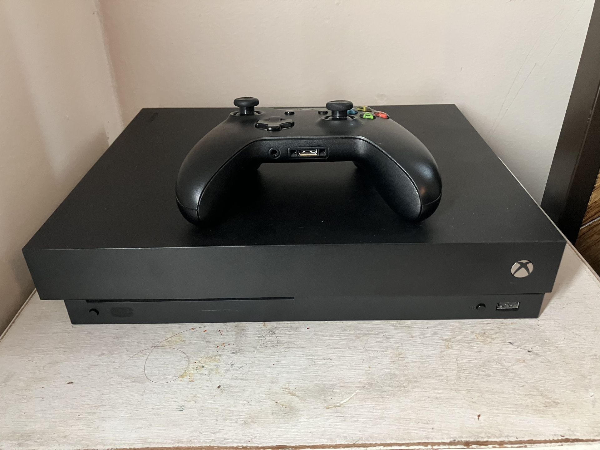 Xbox One X 4k 1TB