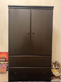 Wooden cabinet