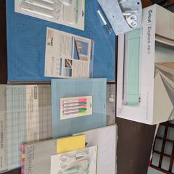 Cricut Air 2 Bundle 
