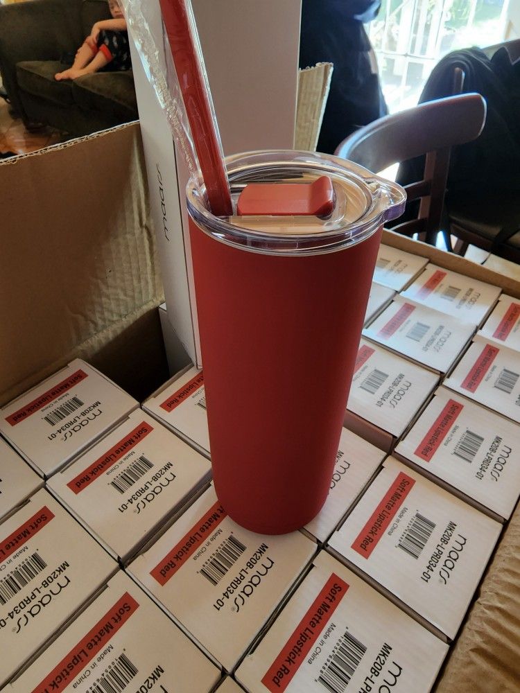 Soft Matte Lipstick Red Tumblers 