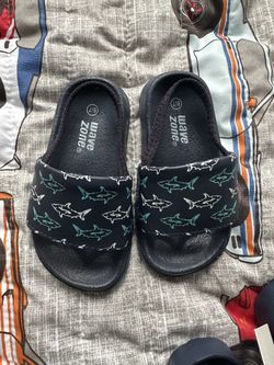 Baby Boy Sandals Size 6/7 