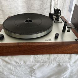 Thorens TD-166 Mkii Turntable