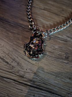 KILLSTAR SKULL NECKLACE