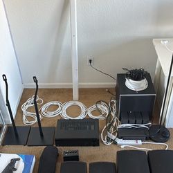 HOME THEATRE ENTERTAINMENT BUNDLE !! -EVERYTHING LIKE NEW