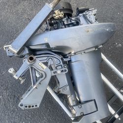 Yamaha 9.9 / 15Hp  (2) For Parts Outboard Motors