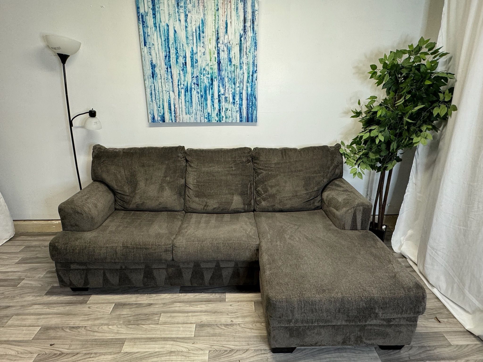 Grey Reversible Chaise Sectional Couch (Can Deliver)