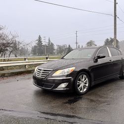 2013 Hyundai Genesis