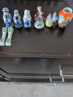 Vintage Made in Occupied Japan Porcelain Lot - 5 Figurines & 1 Vase