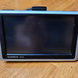 Garmin Nuvi 1350 GPS Navigation